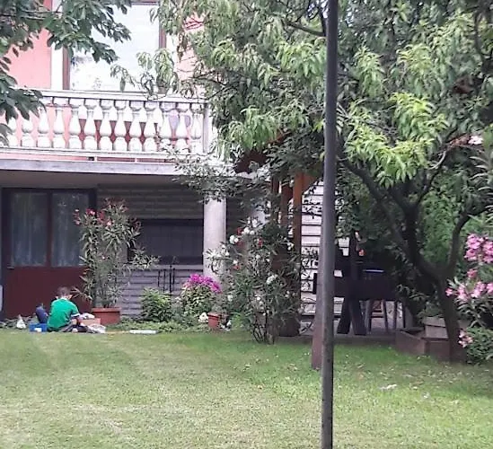 Julia * Balatonalmádi